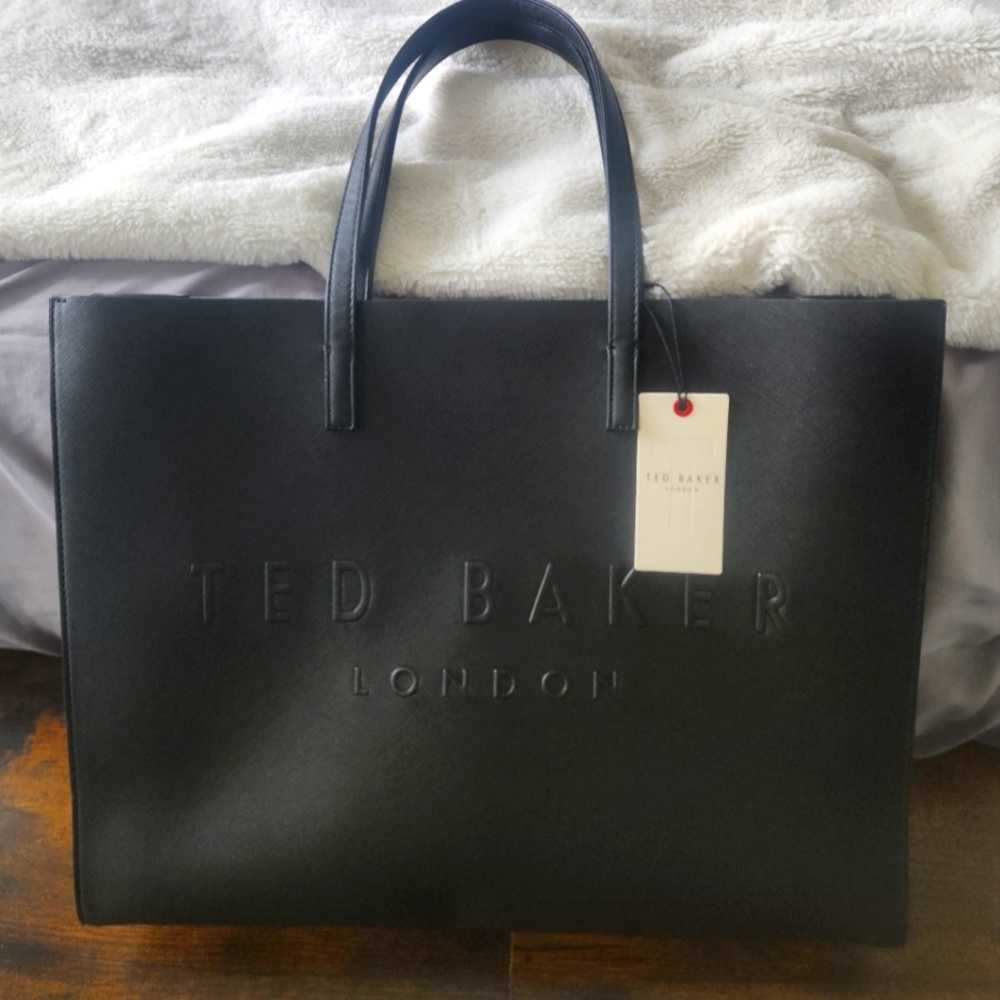 Ted Baker London ICON Extra Large Tote NWT